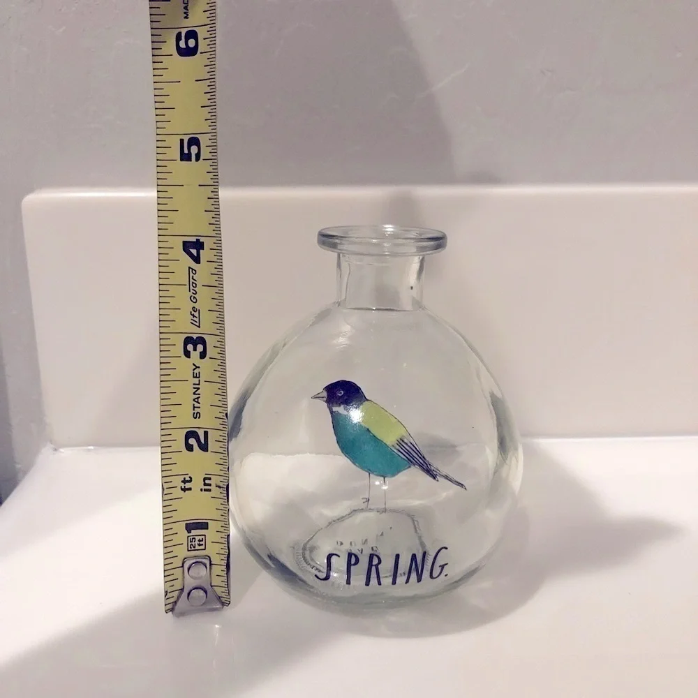 RAE DUNN mini 4” bud vase. Clear glass, hand painted bird, excellent condition